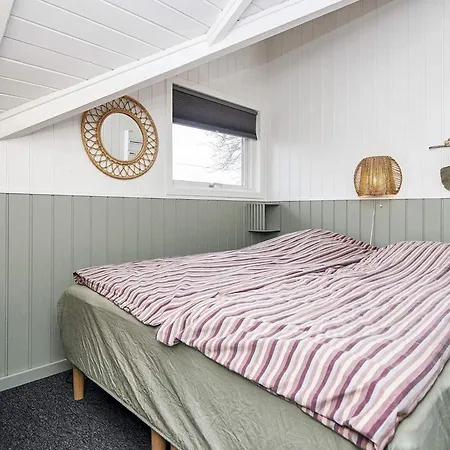 Holiday home 5 Person In Hejls