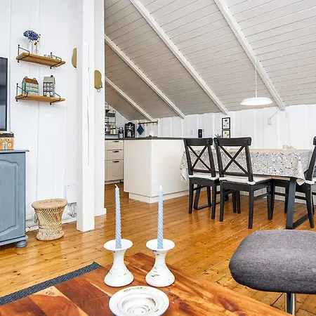 Holiday home 5 Person In
