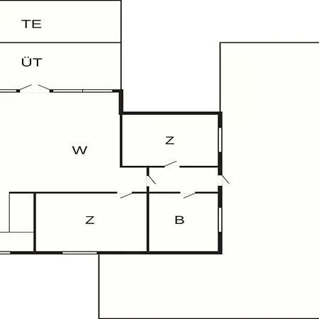 5 Person In Nyaraló *